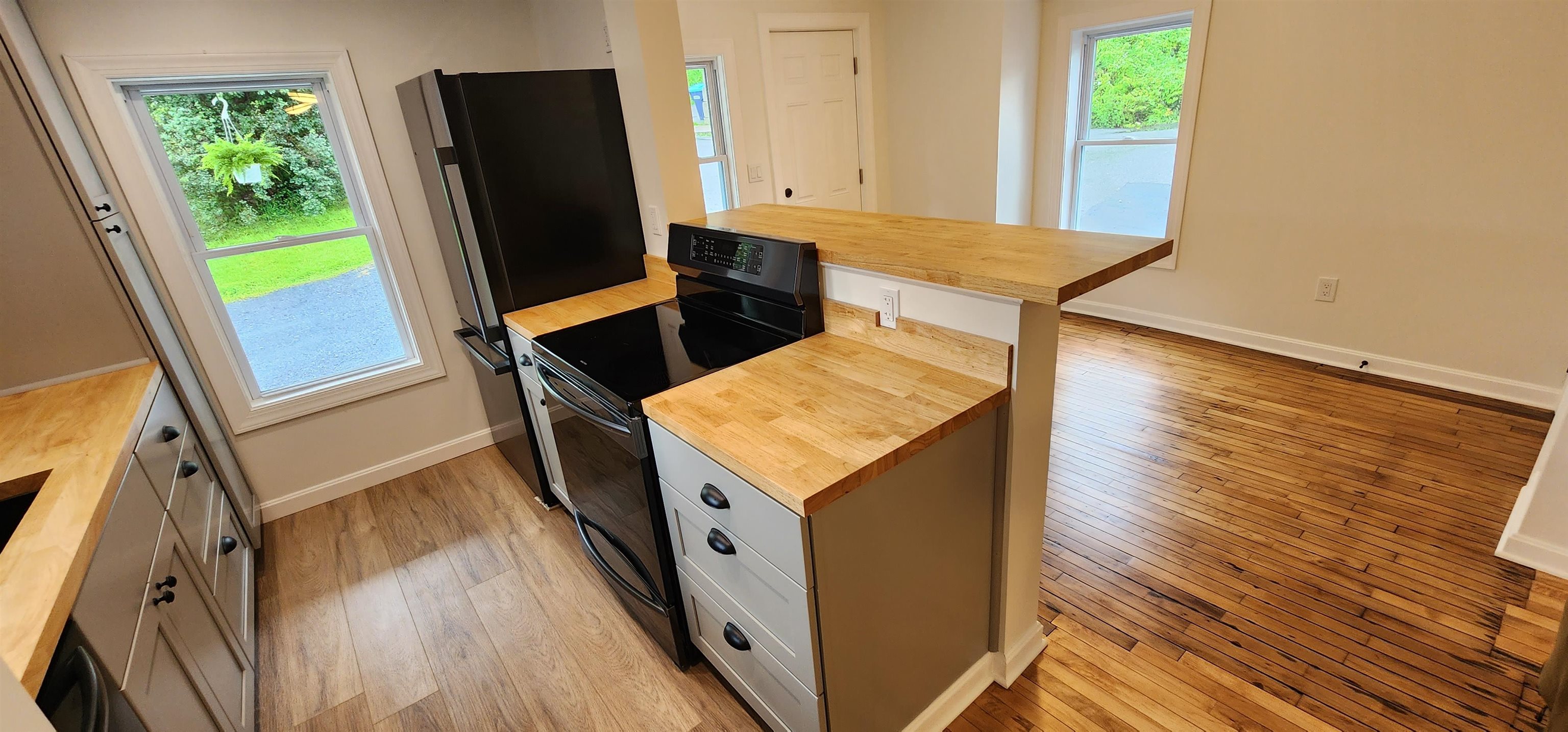 41 Foster Street Barre, VT 05641 - Photo 13 of 27