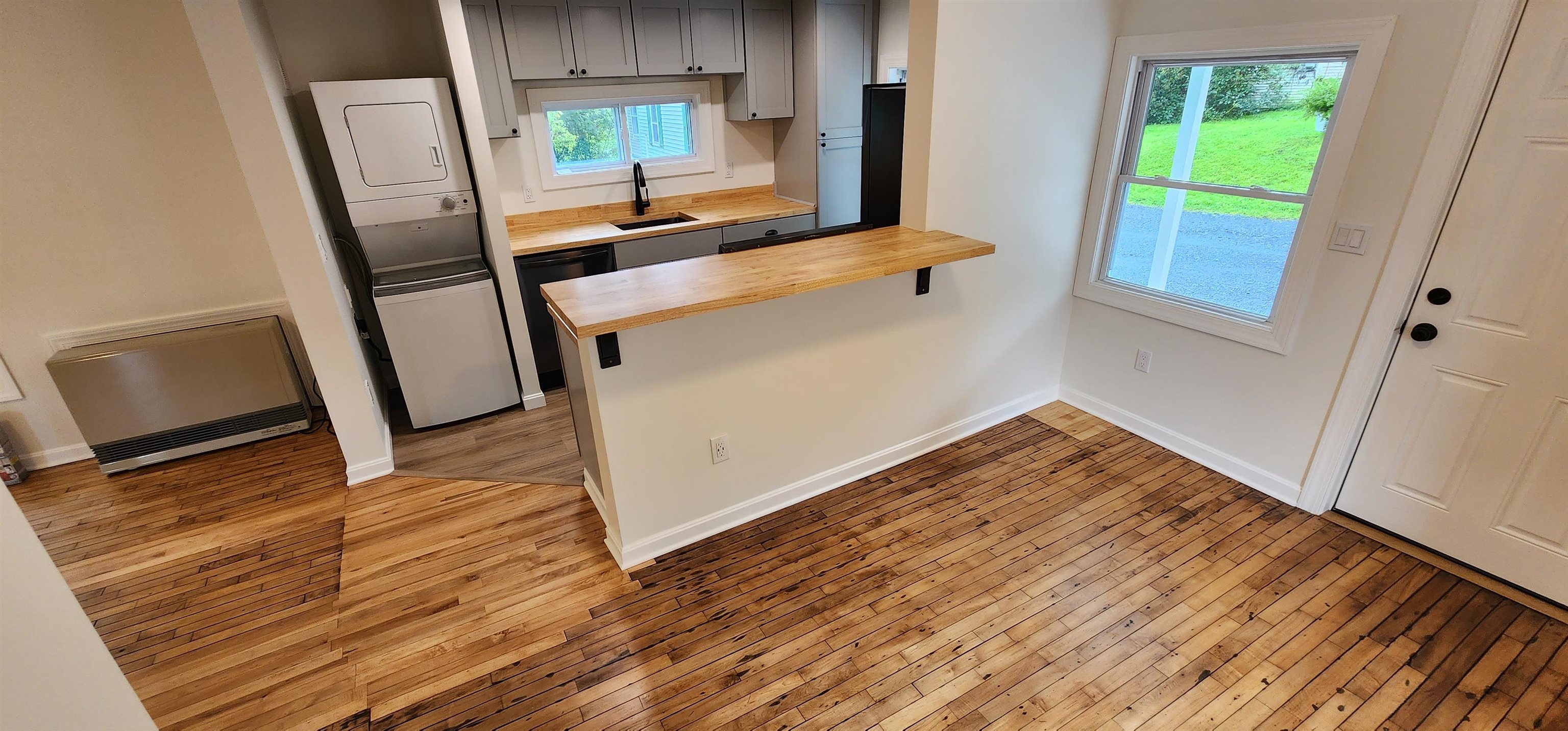 41 Foster Street Barre, VT 05641 - Photo 23 of 27