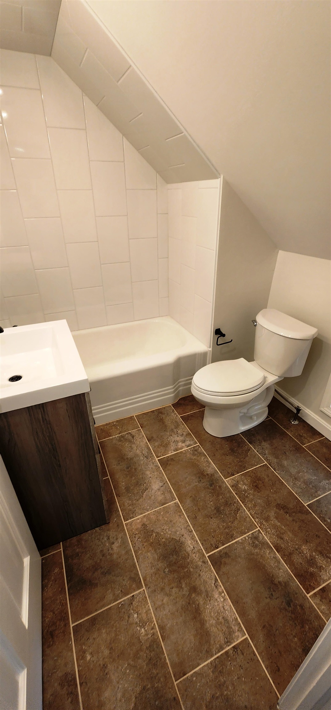 41 Foster Street Barre, VT 05641 - Photo 6 of 27