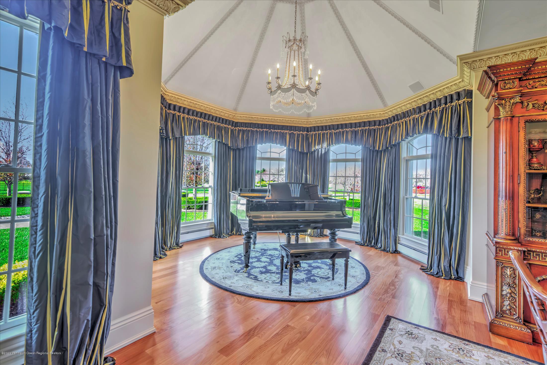 35 Rancho Polo Colts Neck, NJ 07722 - Photo 10 of 56 PARLOUR