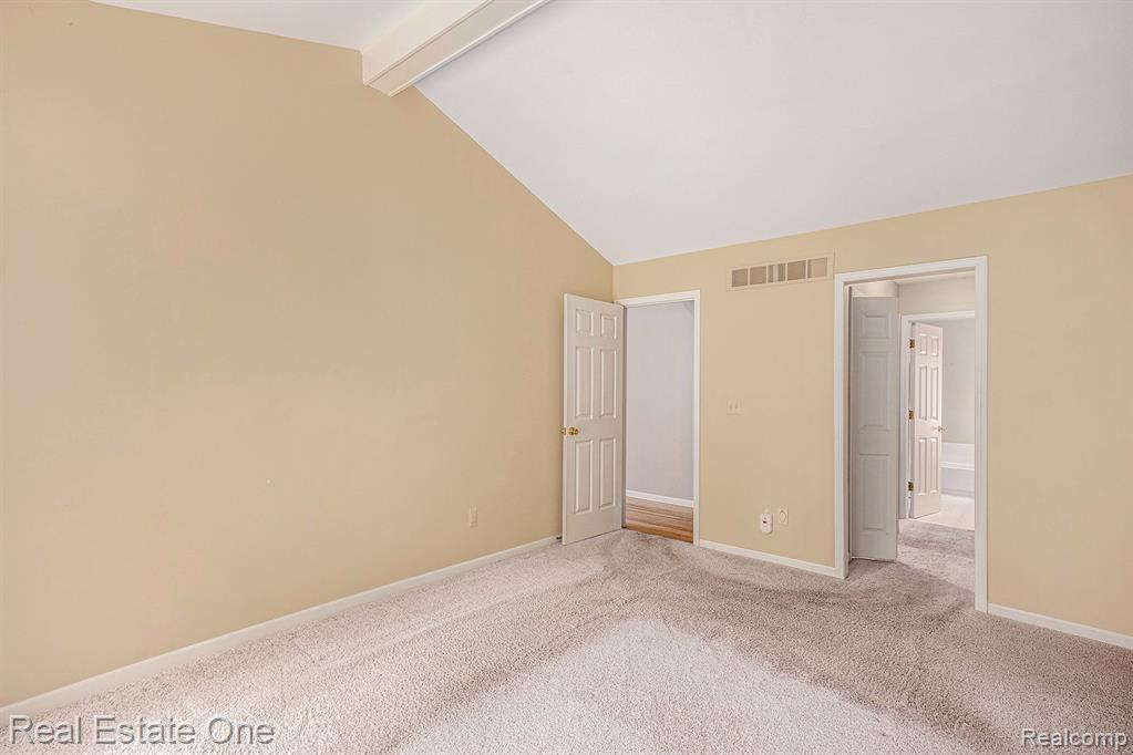 2184 Reagan Drive Rochester Hills, MI 48309 - Photo 16 of 28