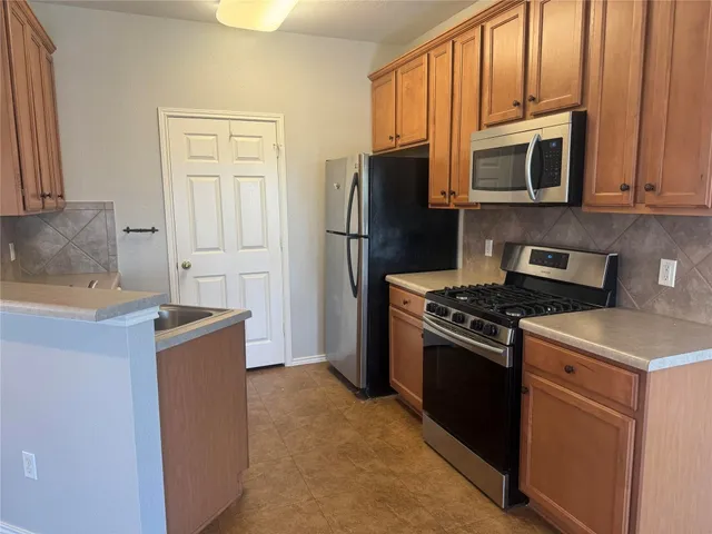 $1,575 | 1900 Scofield Ridge Parkway, Unit 3401, Austin, TX 78727