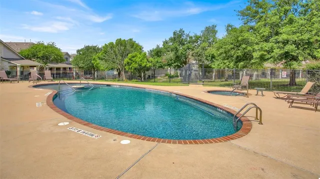 $1,575 | 1900 Scofield Ridge Parkway, Unit 3401, Austin, TX 78727