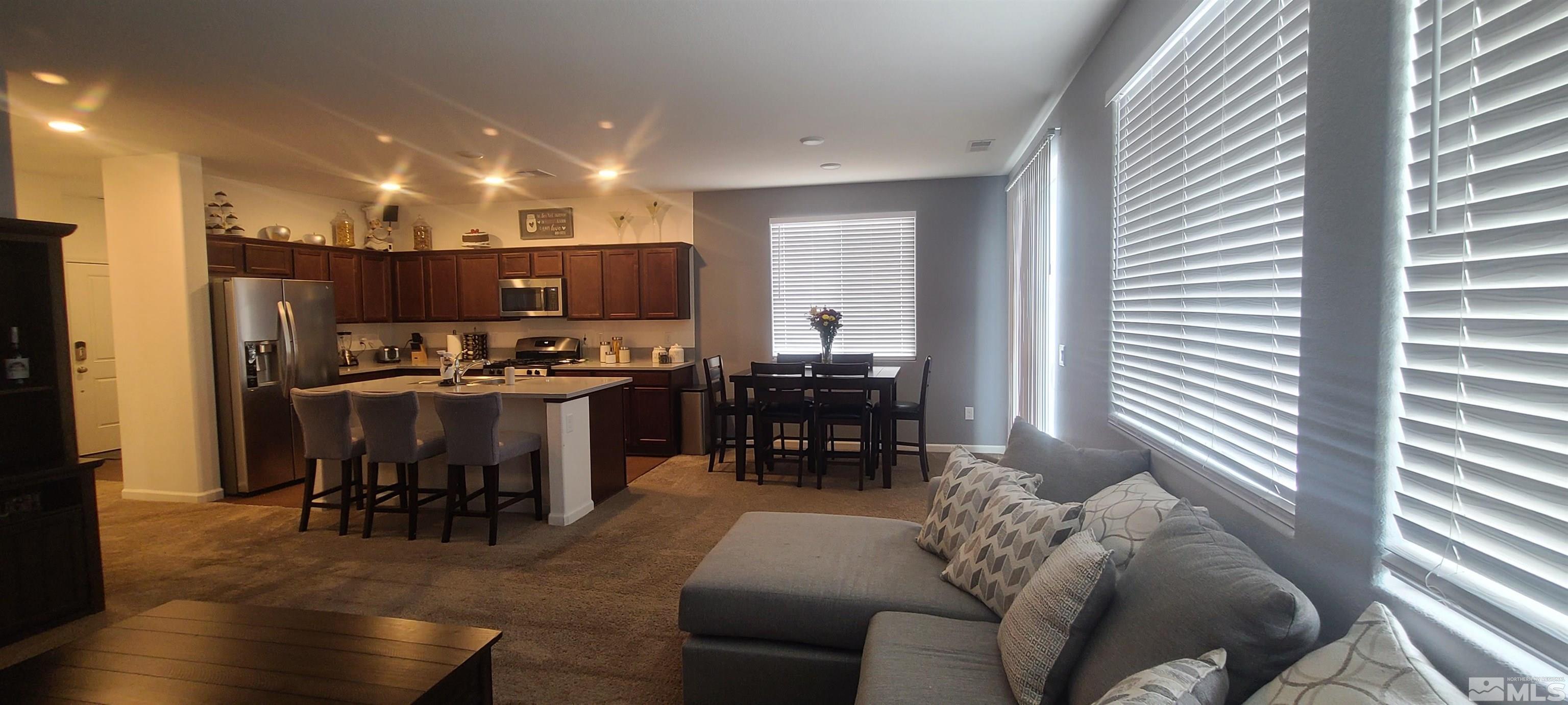 9270 Atoll Drive Reno, NV 89506 - Photo 6 of 25 Photo 8