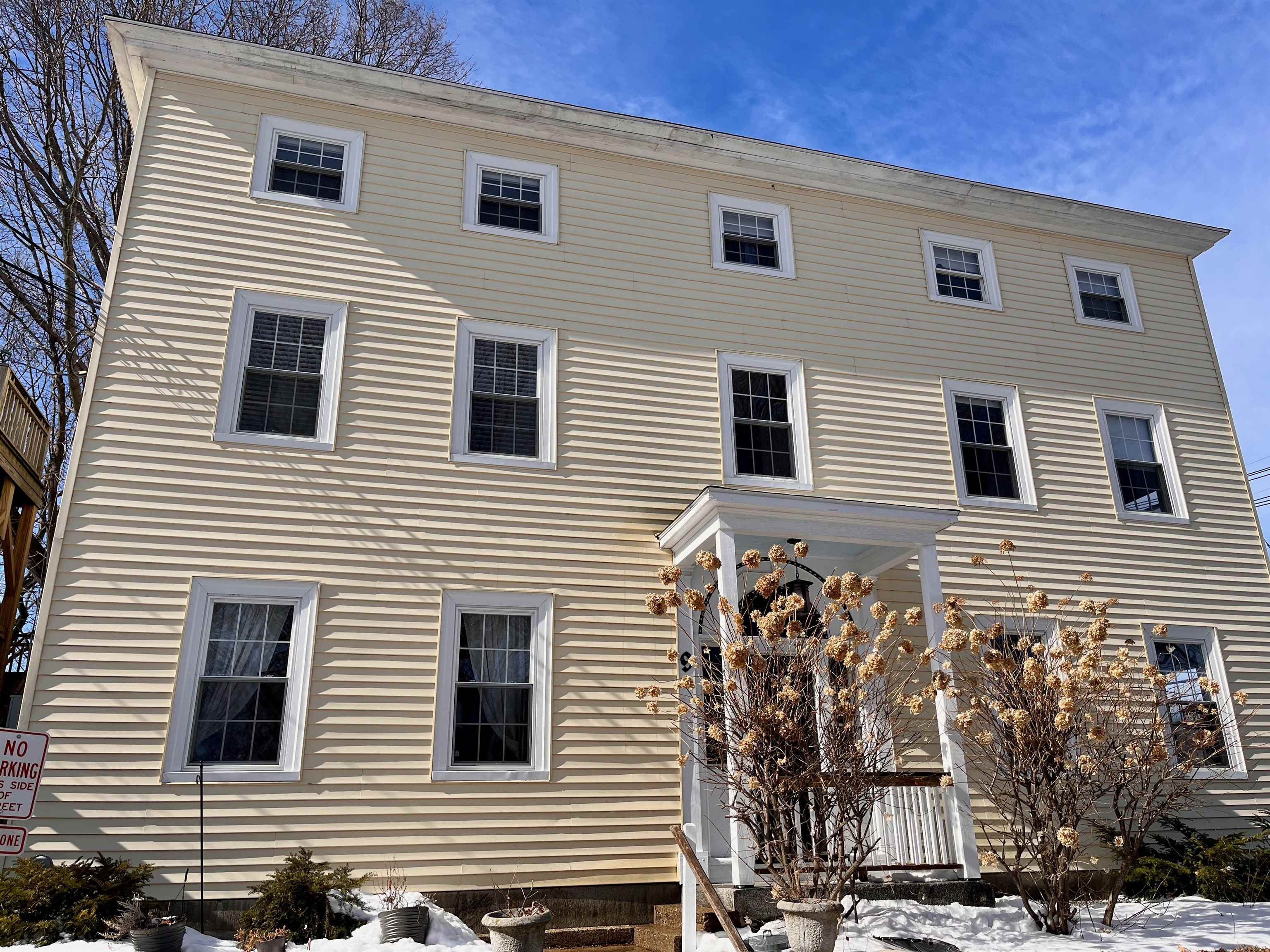 9 Prospect Street, Unit 4 Portsmouth, NH 03801 - Photo 2 of 22