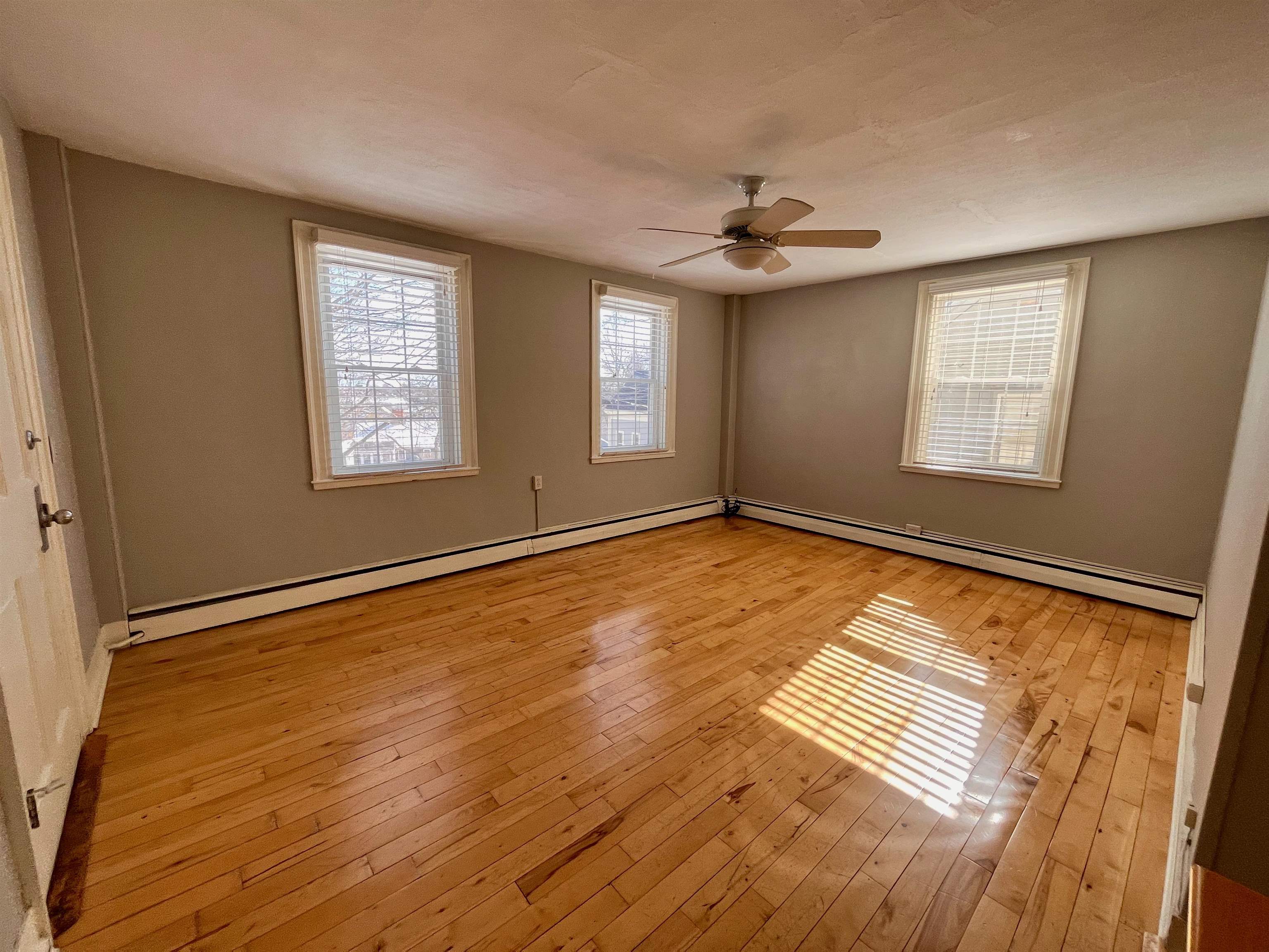 9 Prospect Street, Unit 4 Portsmouth, NH 03801 - Photo 8 of 22