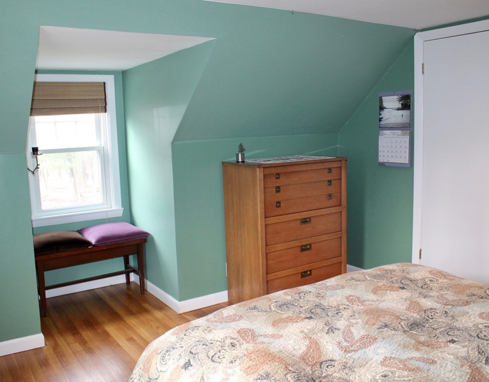 25 Chelmsford Road Bedford, MA 01730 - Photo 17 of 27 Gallery Image 17