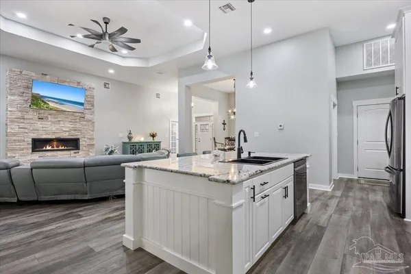 $925,000 | 5923 Michael Drive, Milton, FL 32583