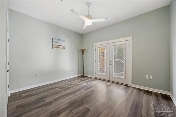 $925,000 | 5923 Michael Drive, Milton, FL 32583