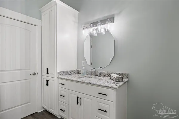 $925,000 | 5923 Michael Drive, Milton, FL 32583