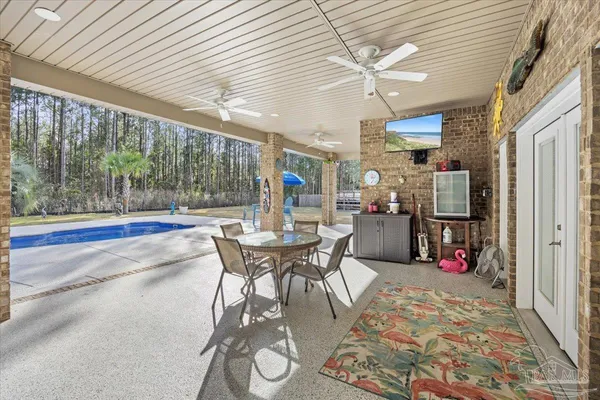$925,000 | 5923 Michael Drive, Milton, FL 32583