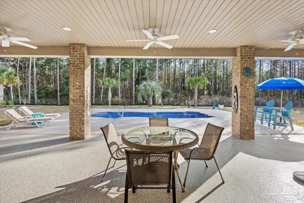 $925,000 | 5923 Michael Drive, Milton, FL 32583