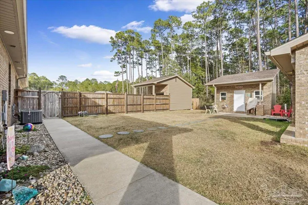 $925,000 | 5923 Michael Drive, Milton, FL 32583