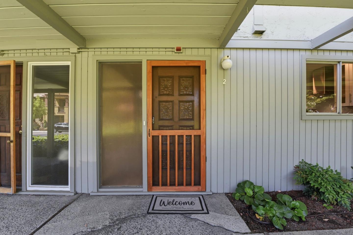 2047 Montecito Avenue, Unit 2 Mountain View, CA 94043 - Photo 29 of 36