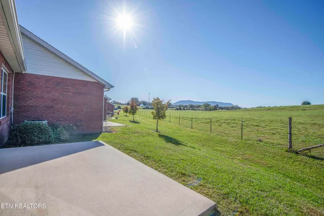 $279,000 | 343 Angus Crossing, Unit 12, Corryton, TN 37721