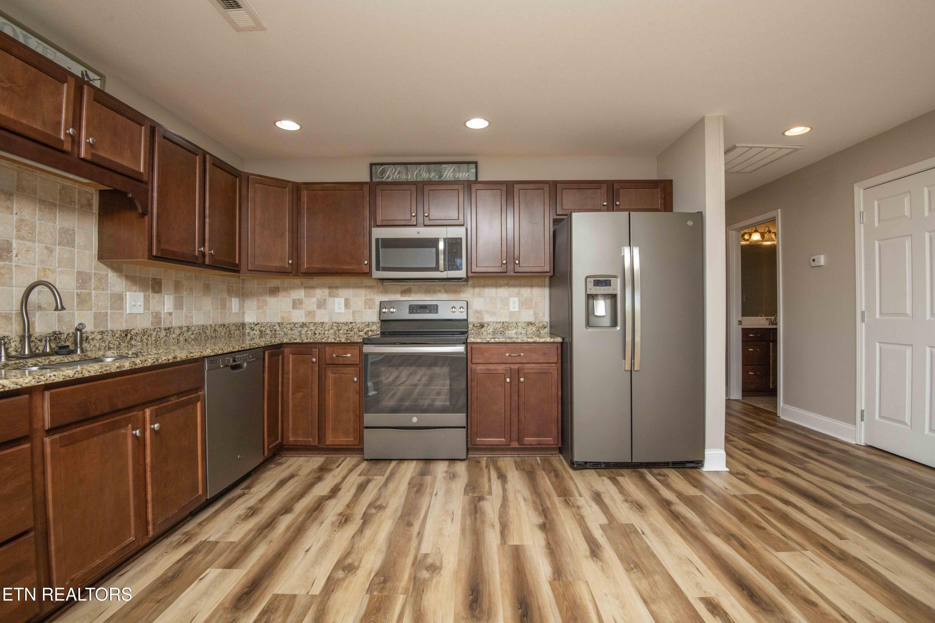 343 Angus Crossing, Unit 12 Corryton, TN 37721 - Photo 7 of 35 kitchen_1