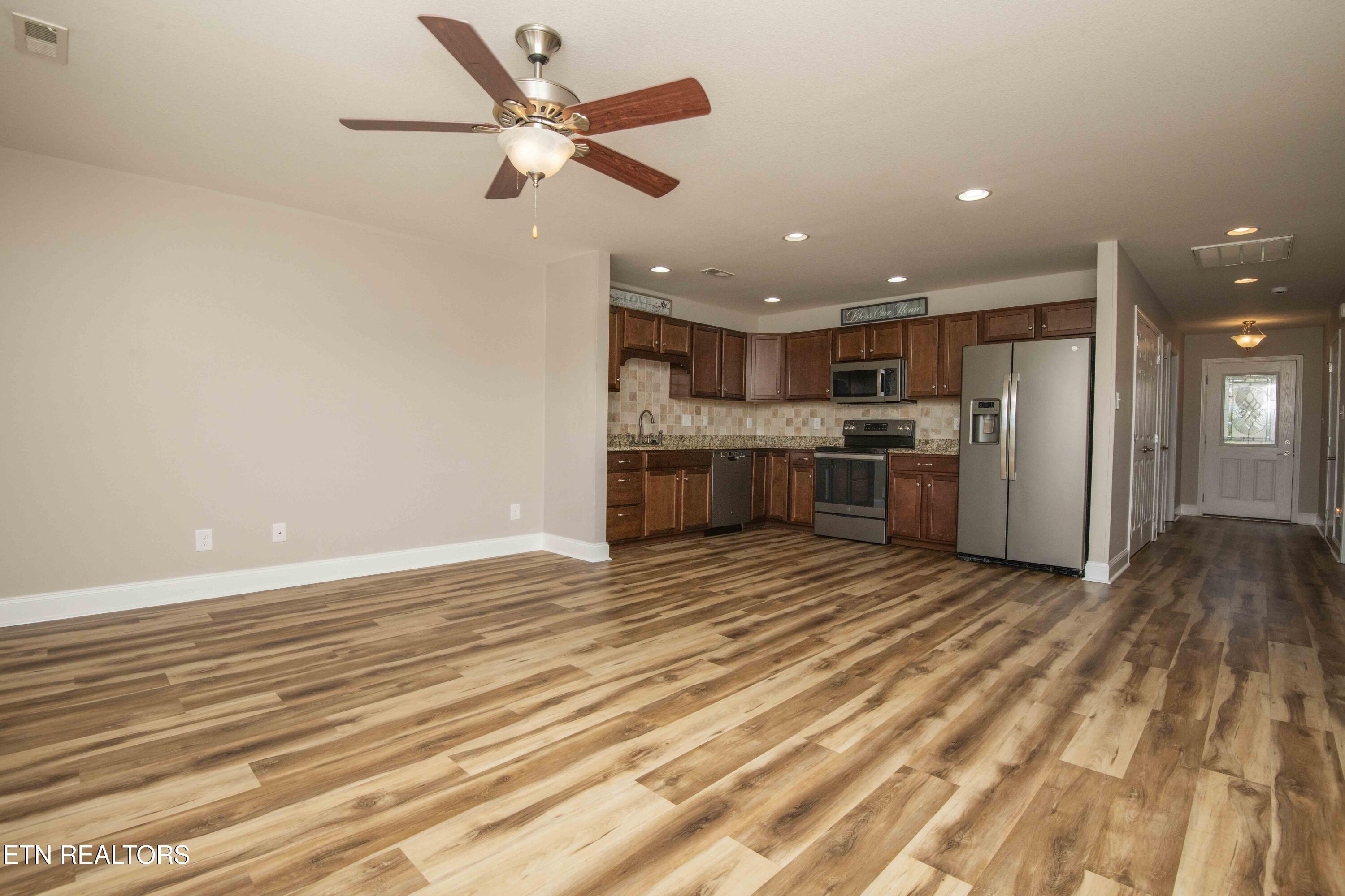 343 Angus Crossing, Unit 12 Corryton, TN 37721 - Photo 8 of 35 living 3_1