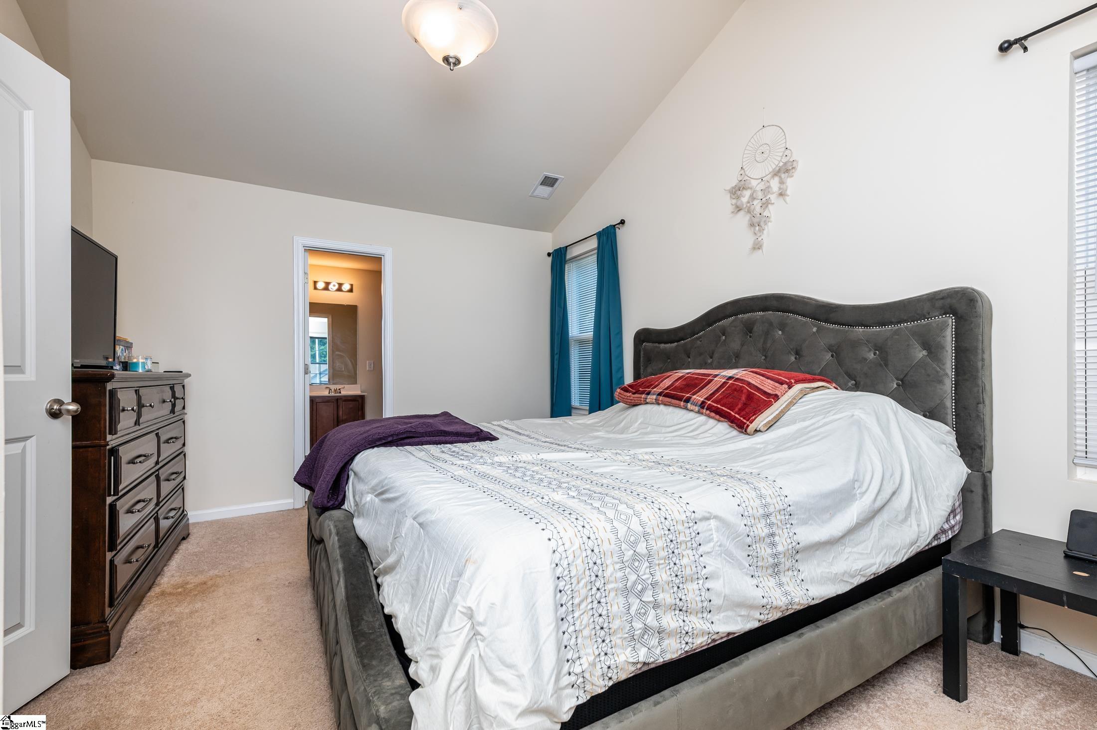 213 Old Timber Road Woodruff, SC 29388 - Photo 8 of 18 Gallery Image 8