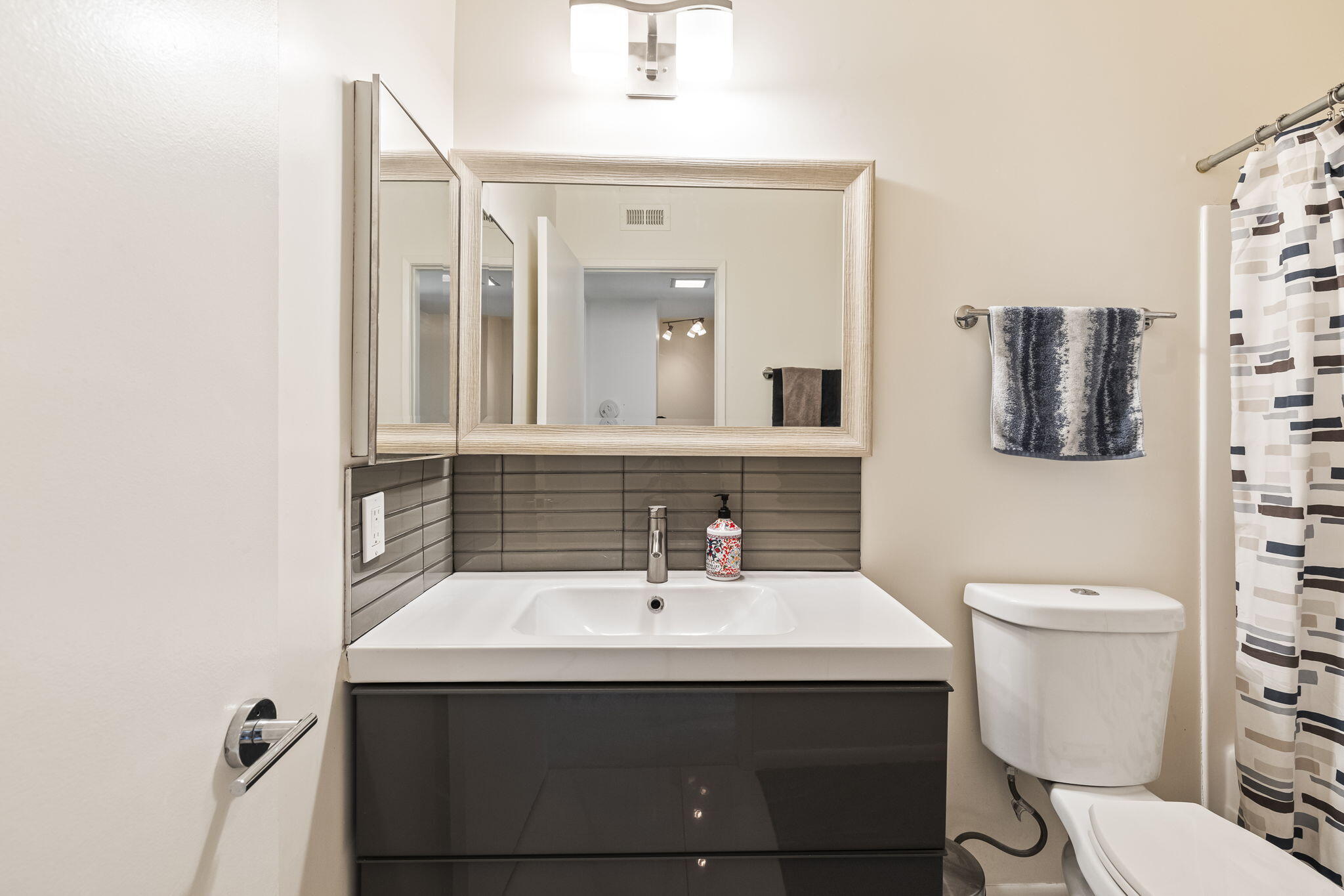 1268 Ramon Road, Unit 64 Palm Springs, CA 92264 - Photo 13 of 28 12-web-or-mls-1268_ERamonRD_12