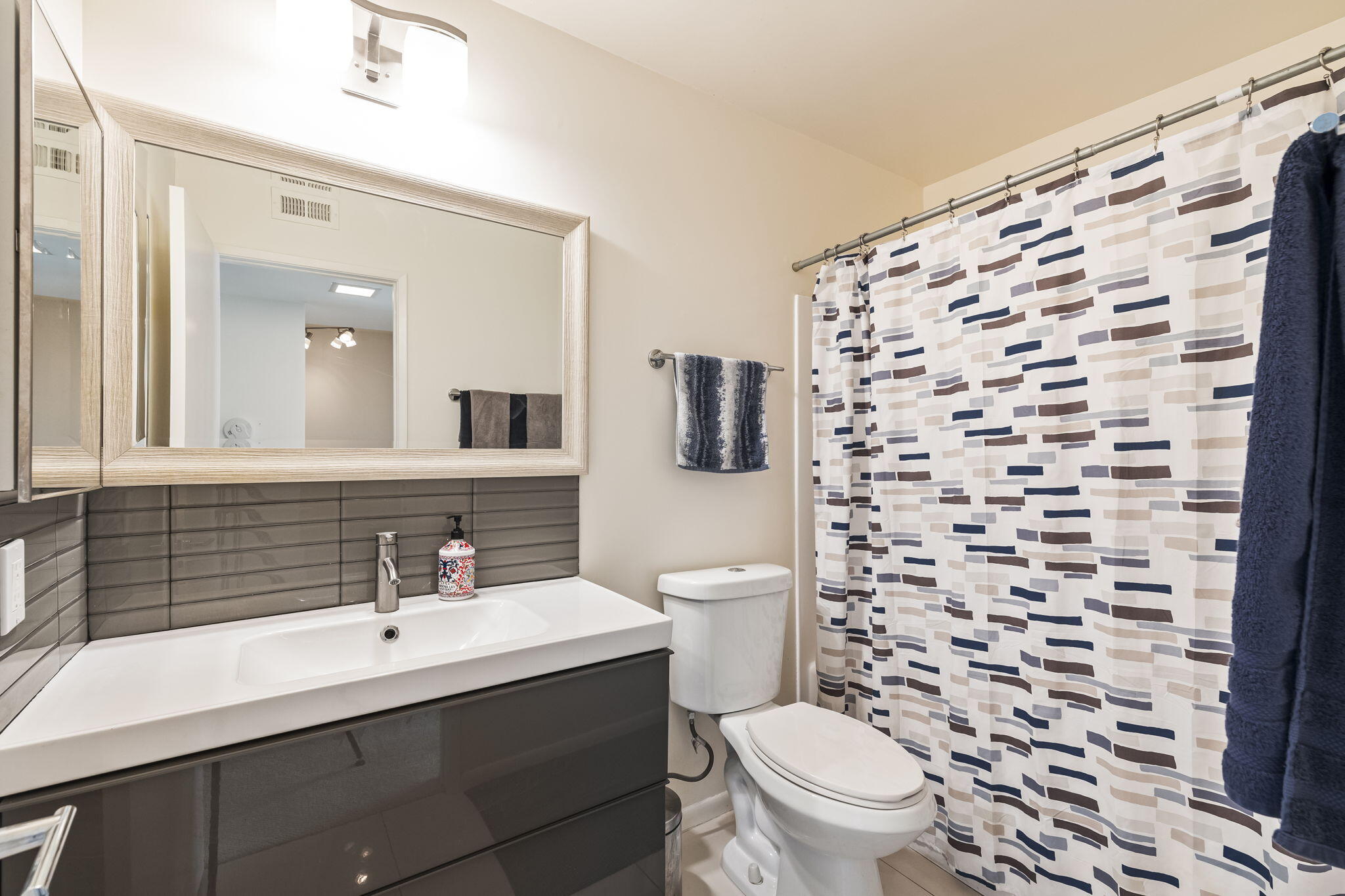1268 Ramon Road, Unit 64 Palm Springs, CA 92264 - Photo 3 of 28 11-web-or-mls-1268_ERamonRD_11