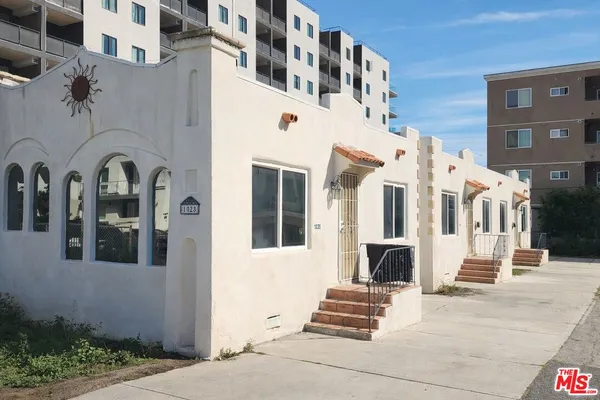 $999,000 | 1028 South Serrano Avenue, Los Angeles, CA 90006
