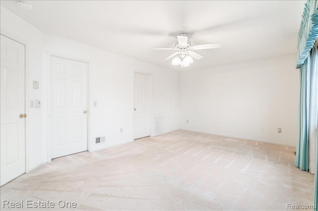 6435 Fox Hills Road Canton, MI 48187 - Photo 41 of 54