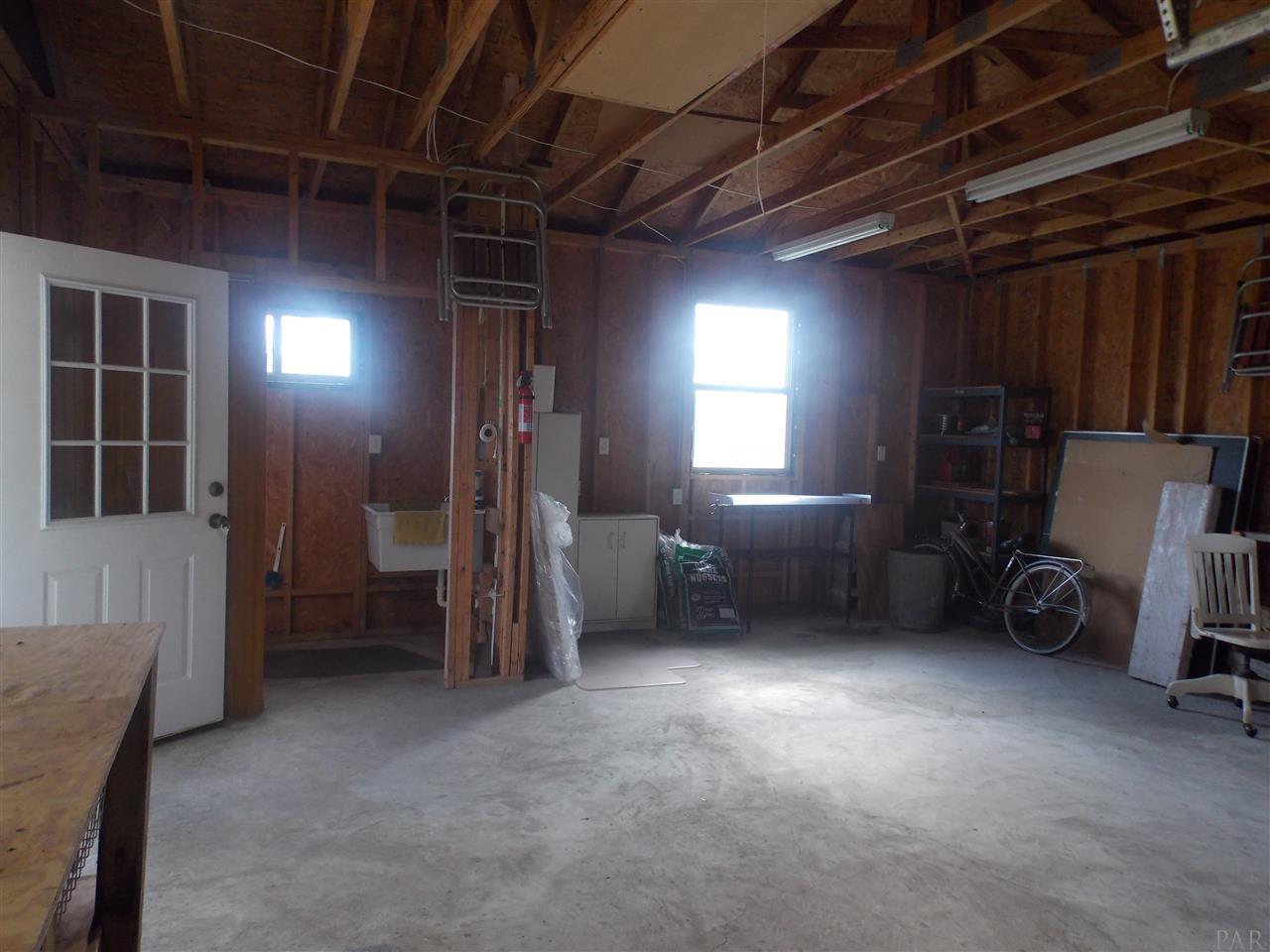 9639 Rebel Road Pensacola, FL 32526 - Photo 43 of 50 Gallery Image 43