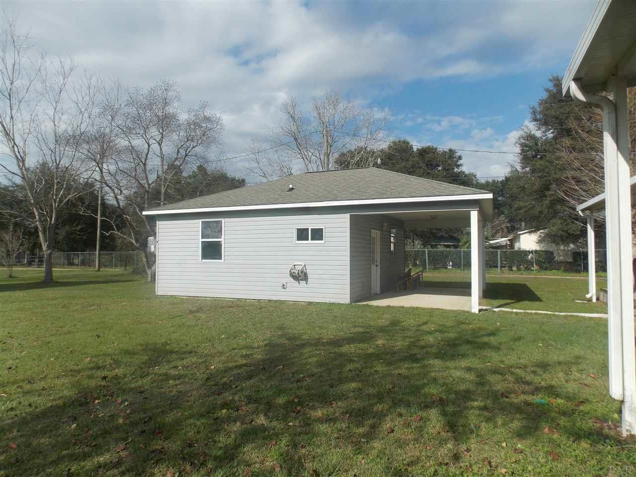 9639 Rebel Road Pensacola, FL 32526 - Photo 6 of 50 Gallery Image 6