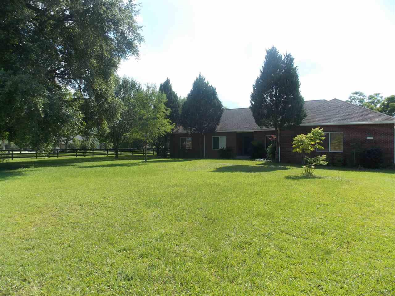 9639 Rebel Road Pensacola, FL 32526 - Photo 9 of 50 Gallery Image 9
