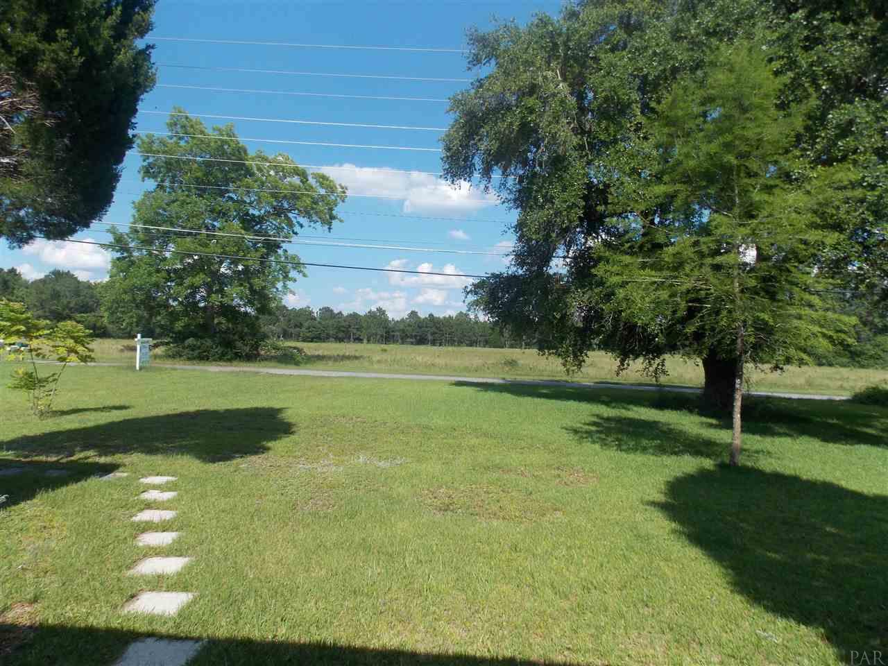 9639 Rebel Road Pensacola, FL 32526 - Photo 10 of 50 Gallery Image 10