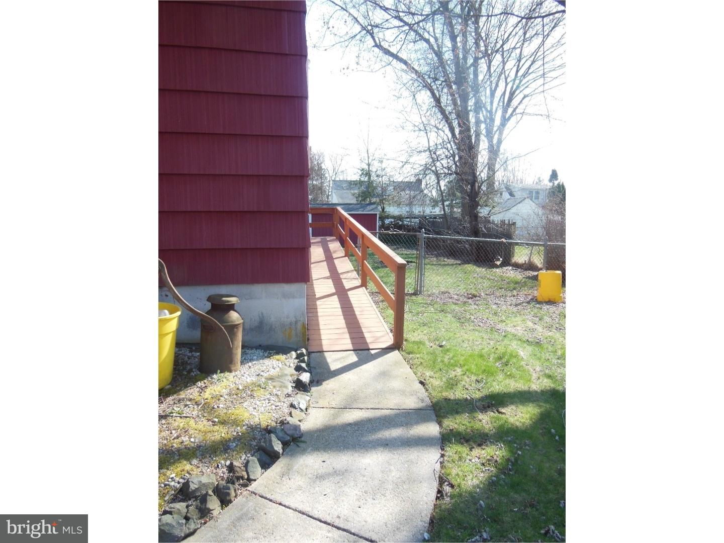 19 Rockland Road Ewing, NJ 08638 - Photo 2 of 24