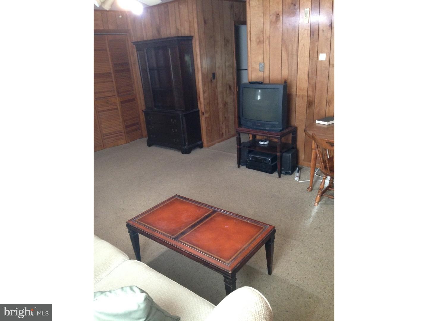 19 Rockland Road Ewing, NJ 08638 - Photo 23 of 24 In-law Suite
