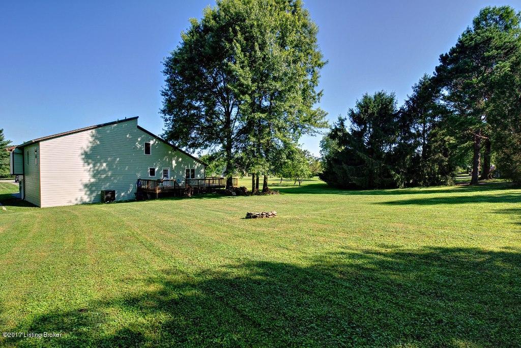 2103 Cardinal Harbour Road Prospect, KY 40059 - Photo 29 of 40 Cardinal Harbor by CWD 029 (1024x683)