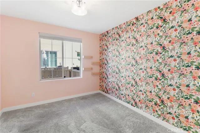 $393,000 | 466 North Glenwood Avenue, Rialto, CA 92376