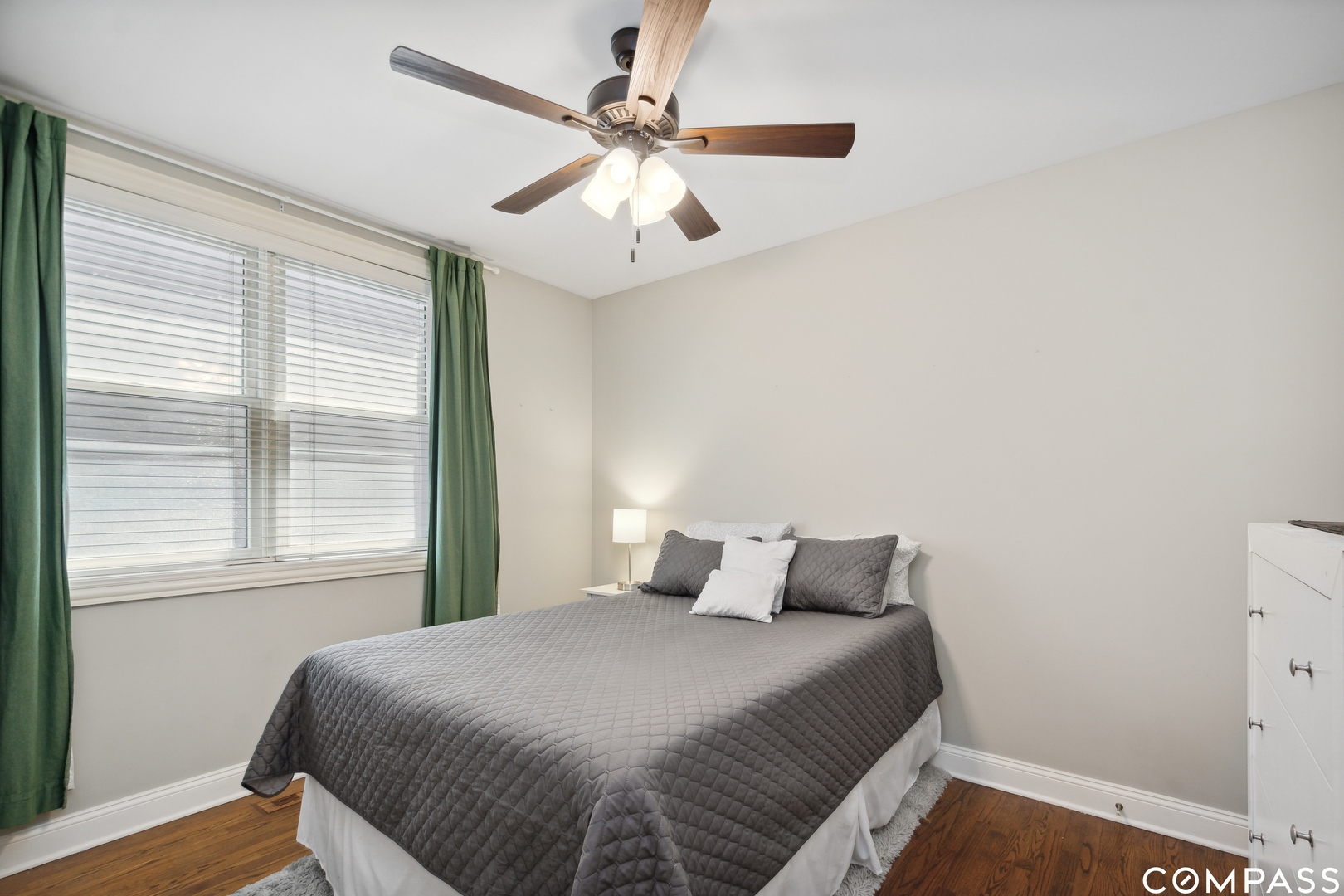 2147 West Rice Street, Unit 2E Chicago, IL 60622 - Photo 12 of 16