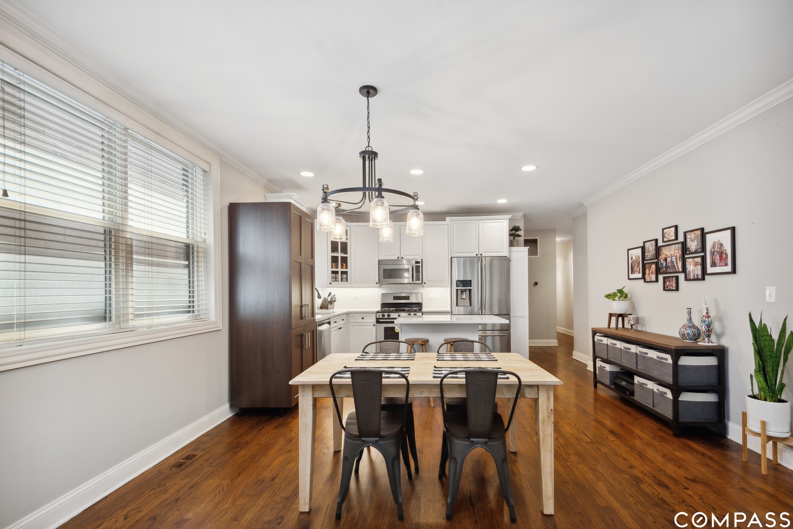 2147 West Rice Street, Unit 2E Chicago, IL 60622 - Photo 7 of 16