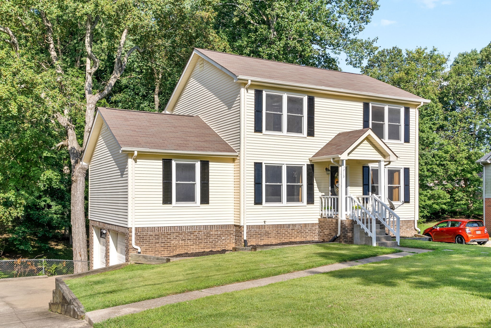 1713 Setter Road Clarksville, TN 37042 - Photo 3 of 38 Gallery Image 3