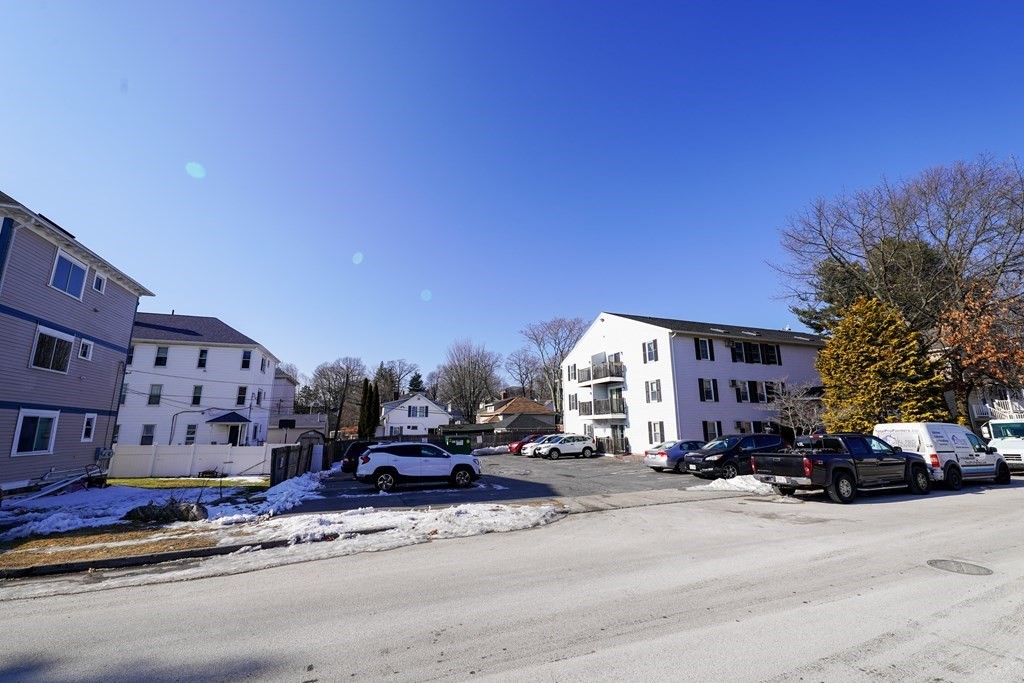 6 Inverness Avenue, Unit 9 Worcester, MA 01604 - Photo 3 of 19 Gallery Image 3
