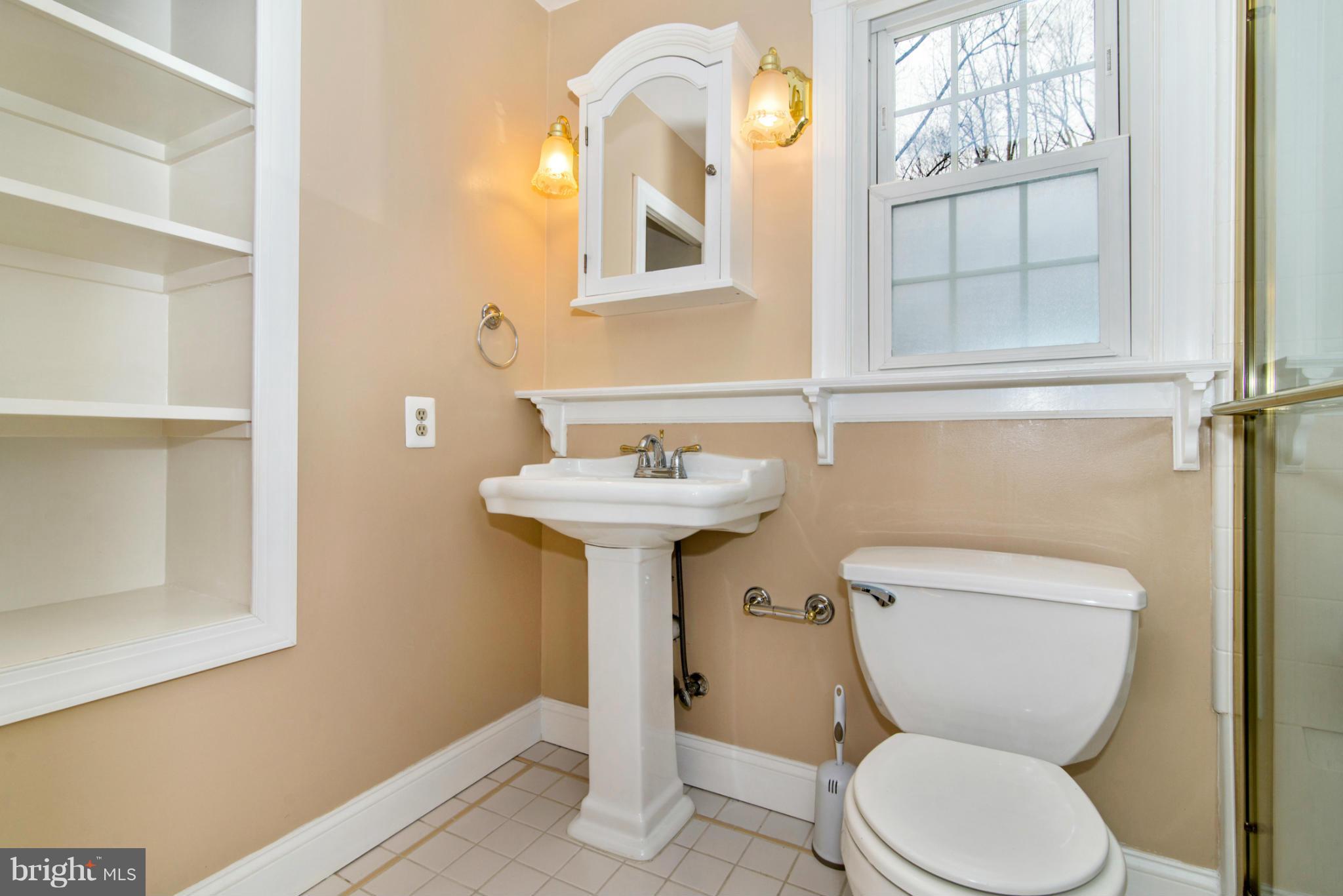 1718 Brookshire Run Point of Rocks, MD 21777 - Photo 21 of 27 Bath