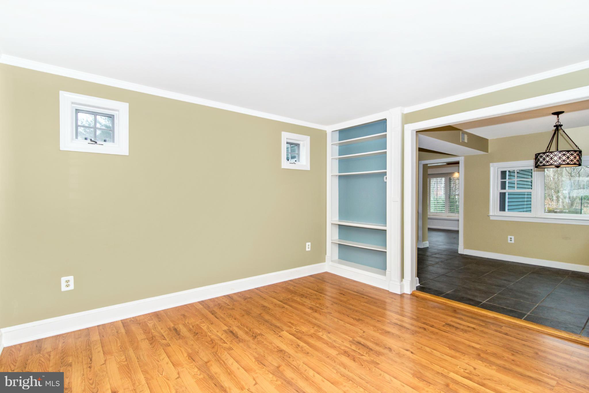 1718 Brookshire Run Point of Rocks, MD 21777 - Photo 9 of 27 Living Room