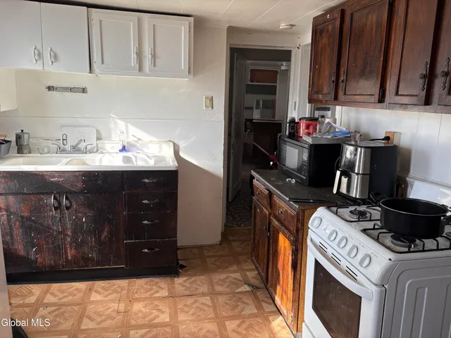 $145,000 | 54 Delaware Street, Albany, NY 12202