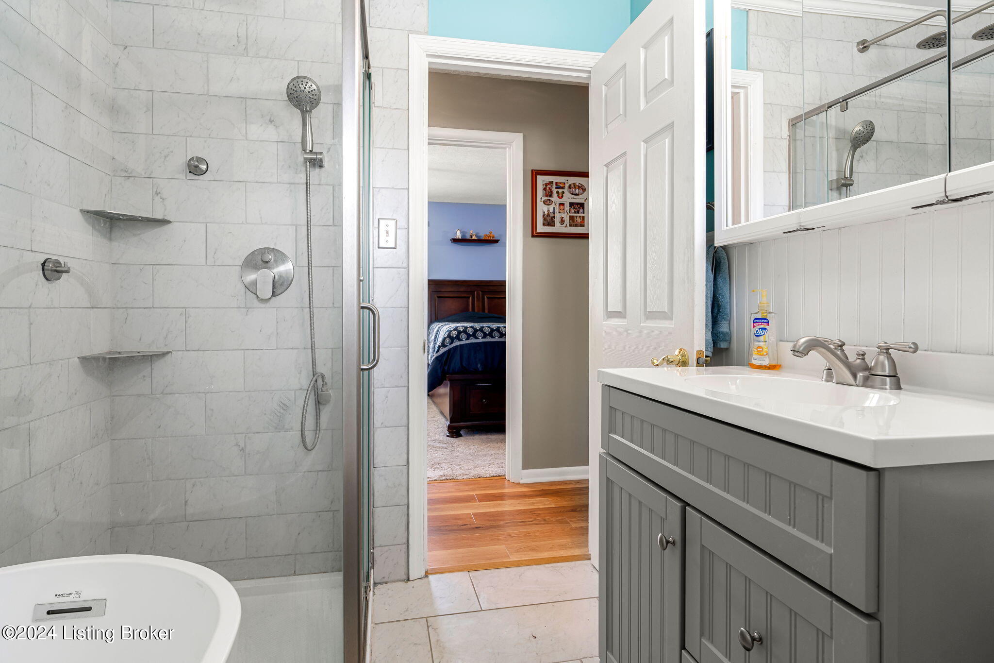 6335 Hunters Grove Road Louisville, KY 40216 - Photo 2 of 33 6335 Hunters Grove Rd