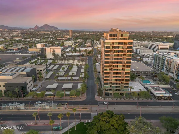 $499,900 | 1 East Lexington Avenue, Unit 1302, Phoenix, AZ 85012