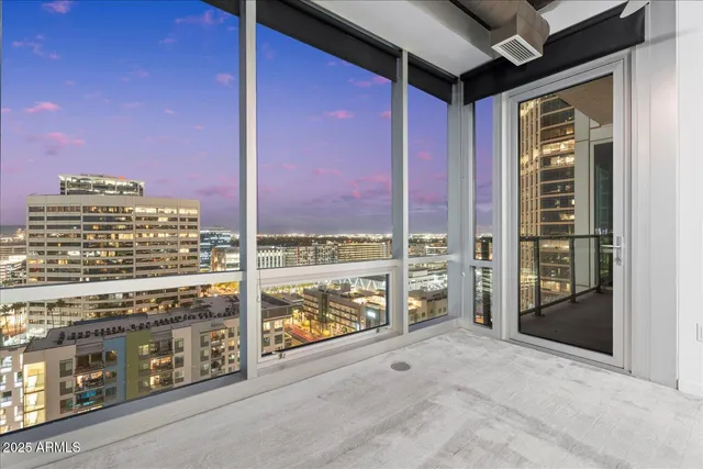 $529,900 | 1 East Lexington Avenue, Unit 1302, Phoenix, AZ 85012