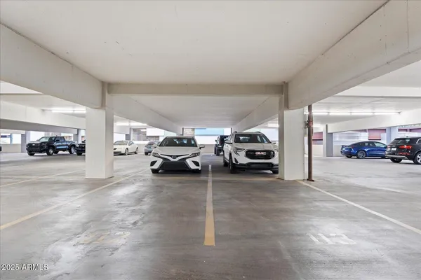 $499,900 | 1 East Lexington Avenue, Unit 1302, Phoenix, AZ 85012