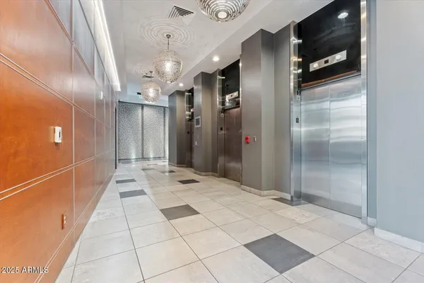 $499,900 | 1 East Lexington Avenue, Unit 1302, Phoenix, AZ 85012