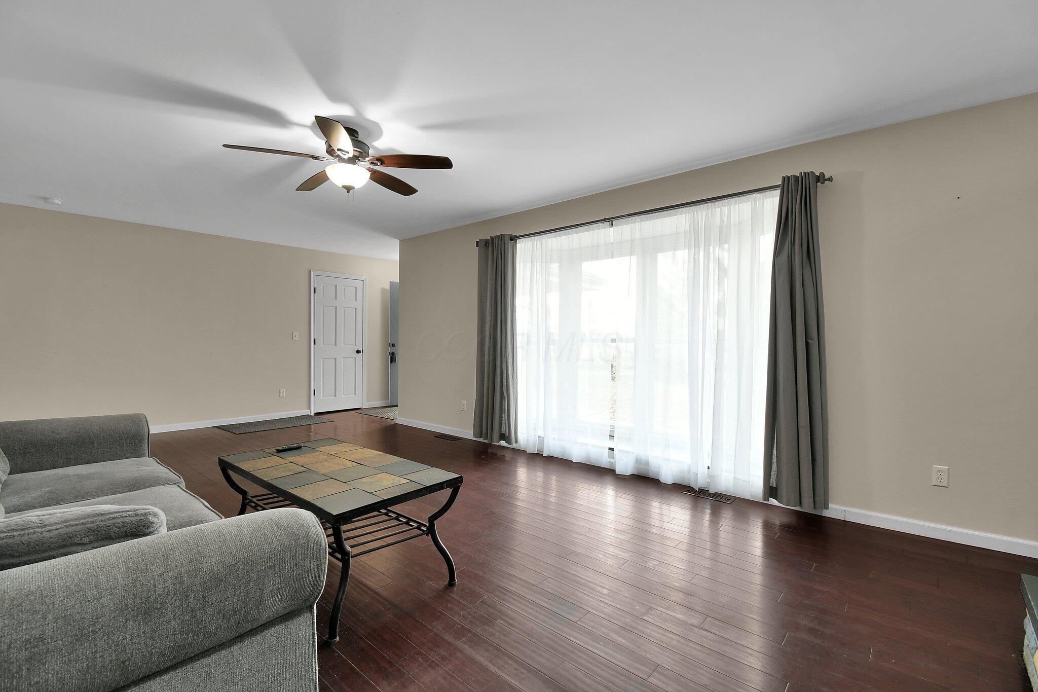 2707 Summit Road Southwest Pataskala, OH 43062 - Photo 5 of 25 2707-summit-rd-sw