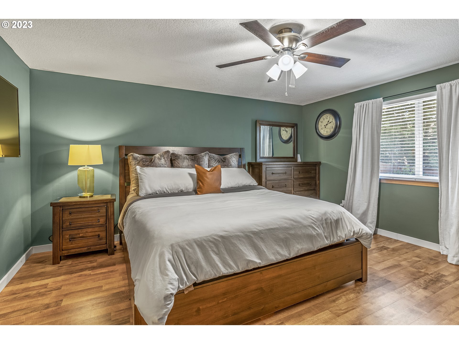 2096 Grove Street Longview, WA 98632 - Photo 17 of 27 Gallery Image 17