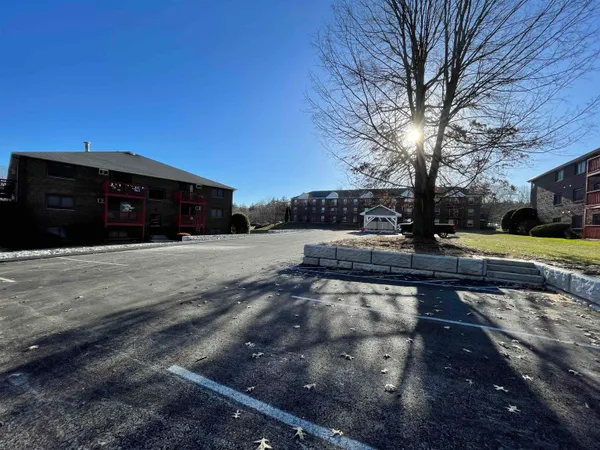 $2,069 | 99 Powers Street, Unit 167, Milford, NH 03055