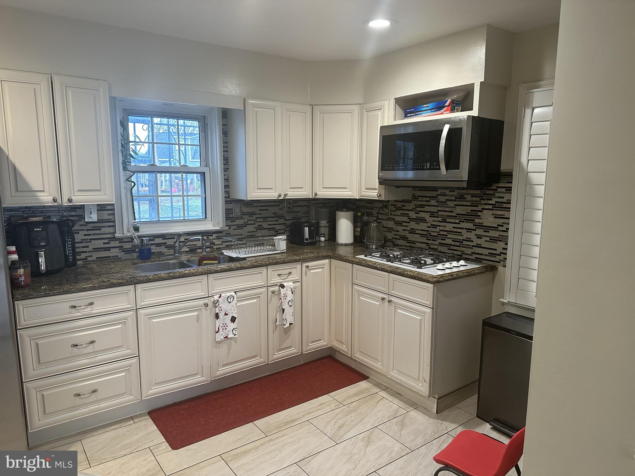 5502 Decatur Street Hyattsville, MD 20781 - Photo 4 of 15 Gallery Image 4